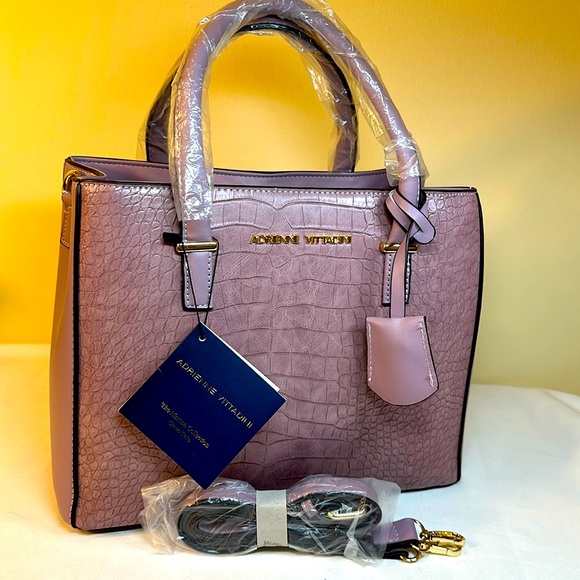 NWT Adrienne Vittadini Lilac Marina Collection Crocodile Tote w/Crossbody Strap - Picture 1 of 13
